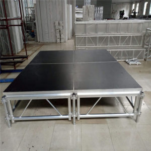 New Style Portable Retractable Stage Liansheng Aluminum Industry